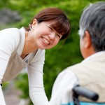 母が認知症ですが後見人を今から立てておく方がいいでしょうか？